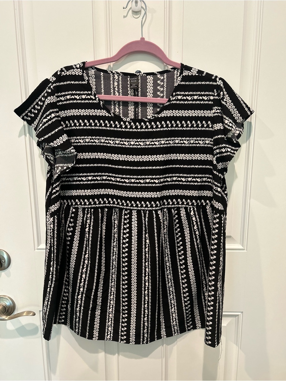 Black & White Striped Flutter Sleeve Tunic Top